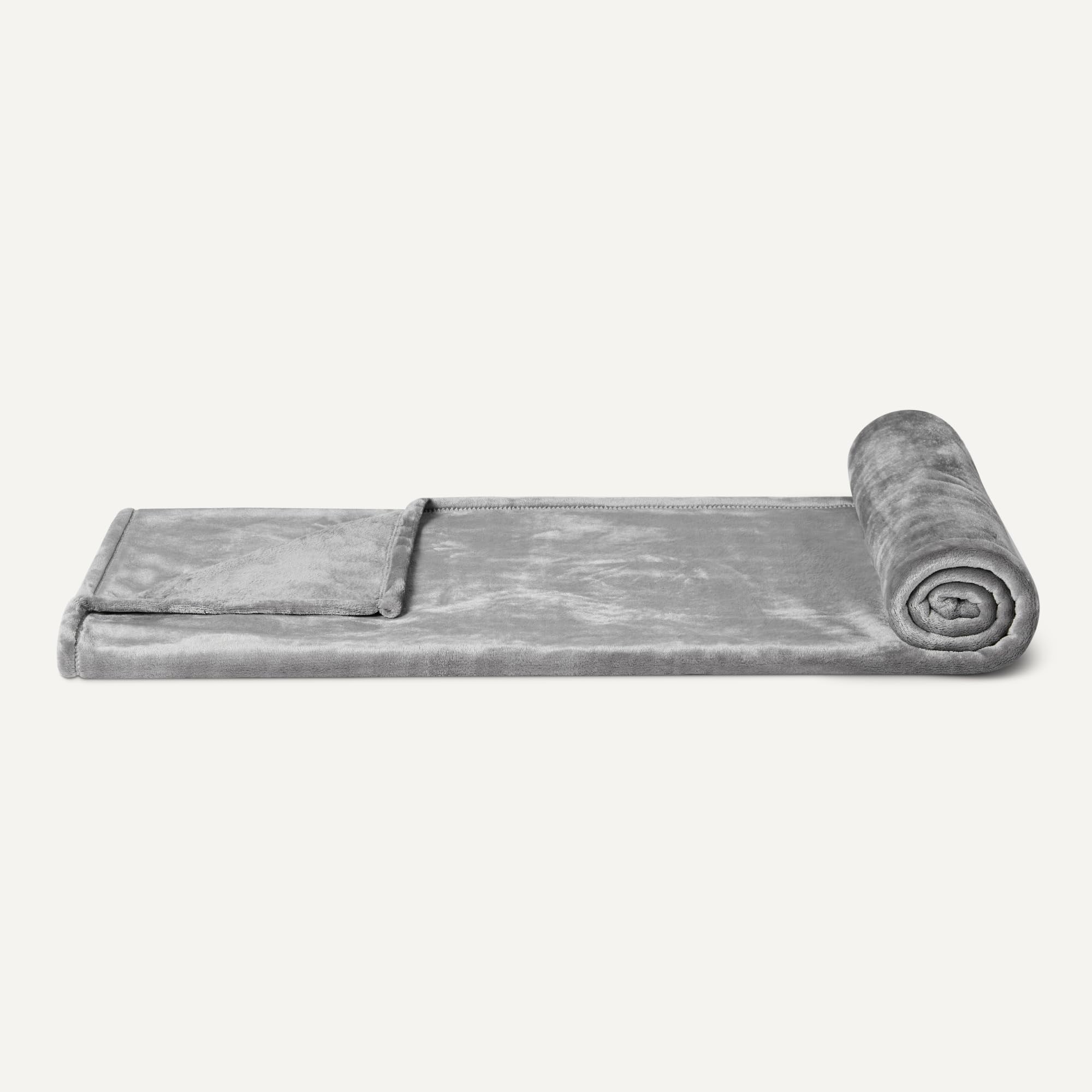 Amazon Basics coperta in pile grigio scuro 127x152 cm morbida