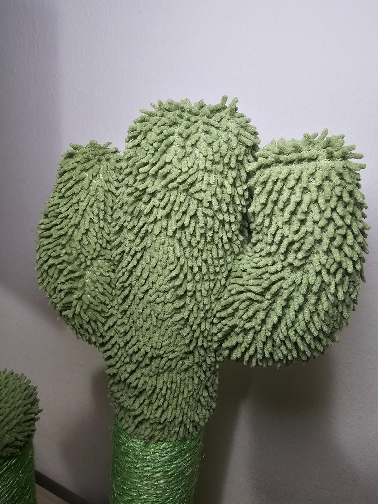 Amazon Basics Tiragraffi Cactus Grande 68 cm Verde Sisal