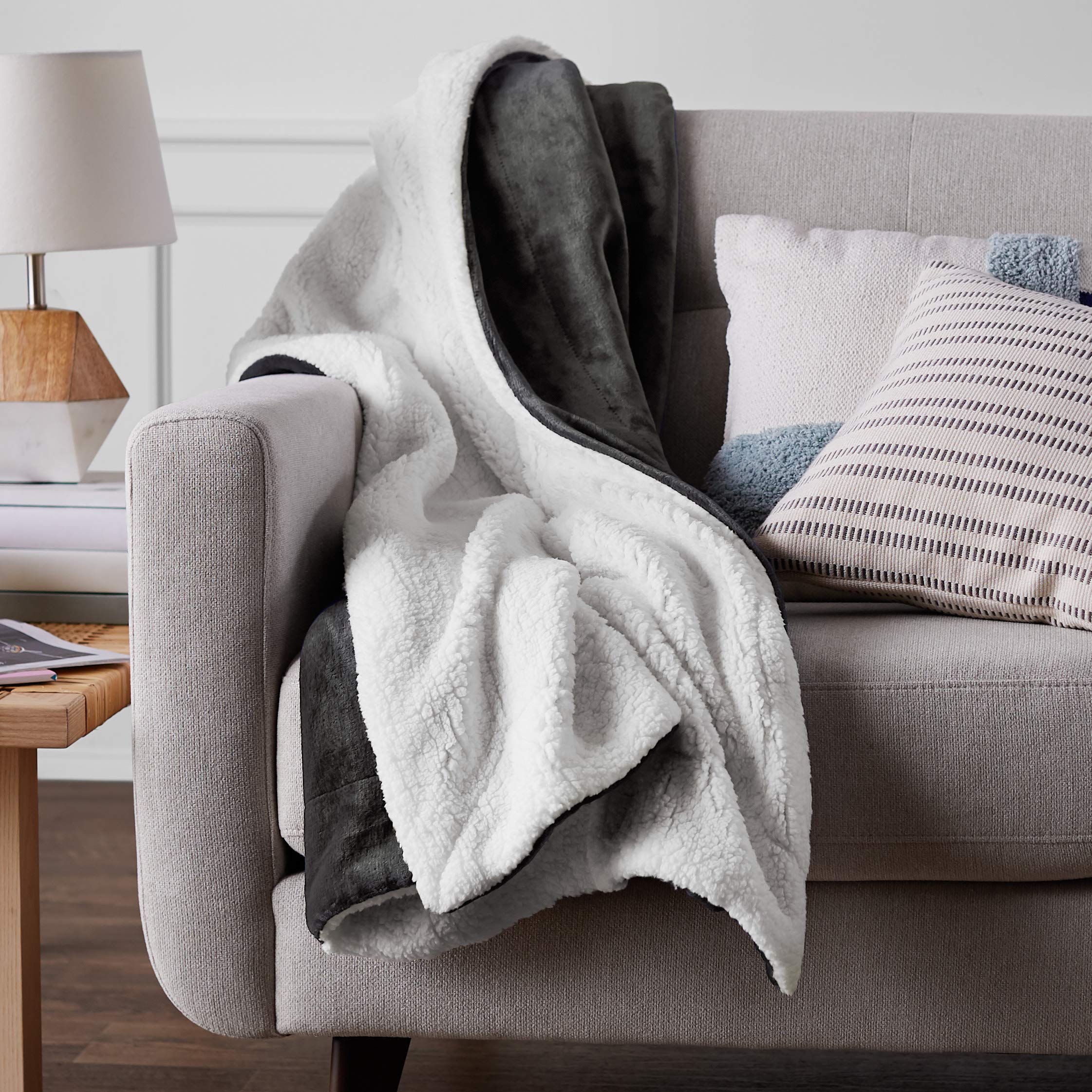 Amazon Basics coperta sherpa micro-mink nera 220x240 cm