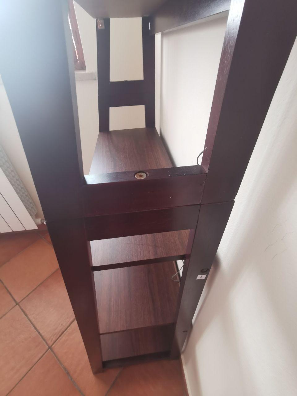 Amazon Basics Libreria a Scala 5 Ripiani Legno Bianca