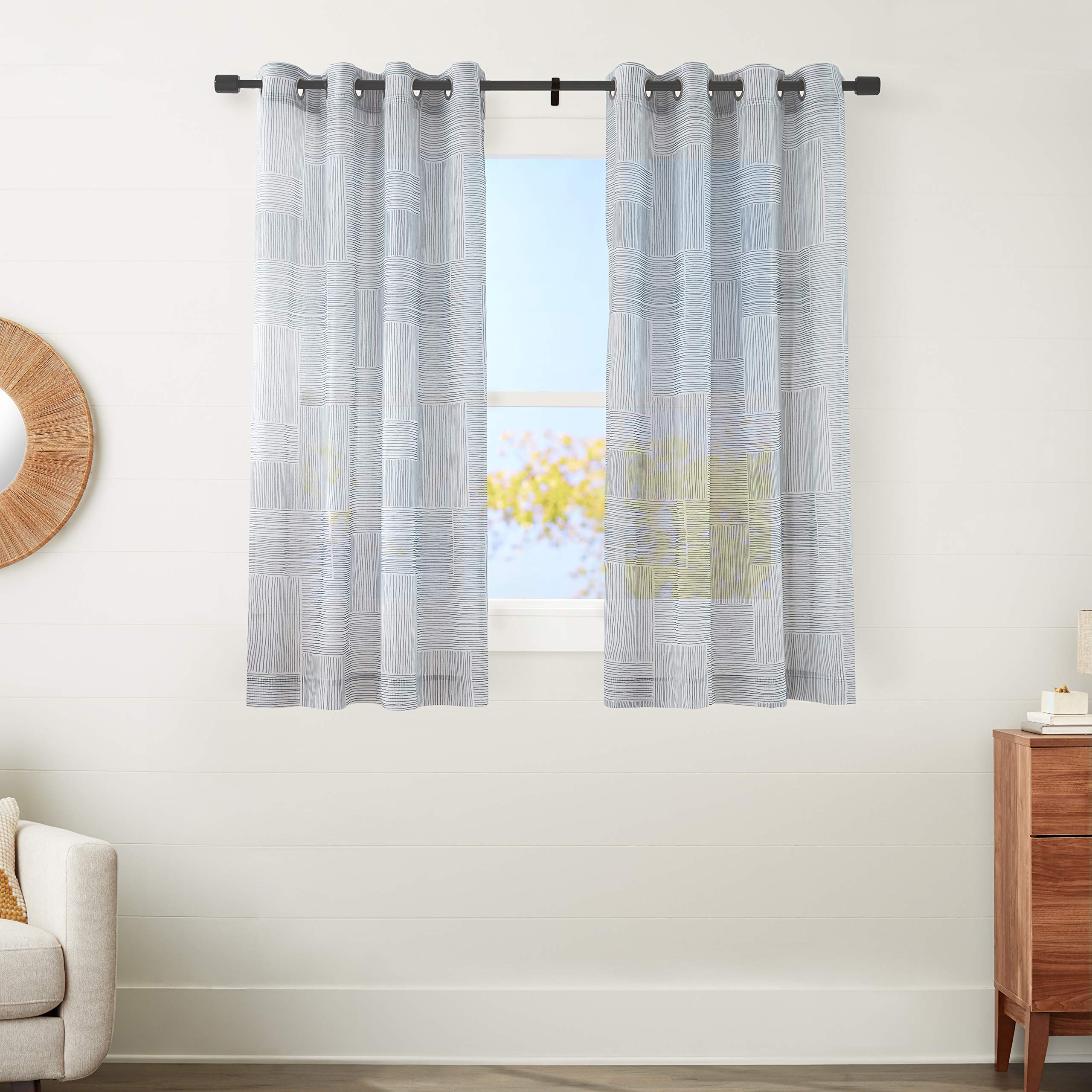 AmazonBasics Painterly Grid Tenda Velata 127x160cm Grigia 2 Pezzi