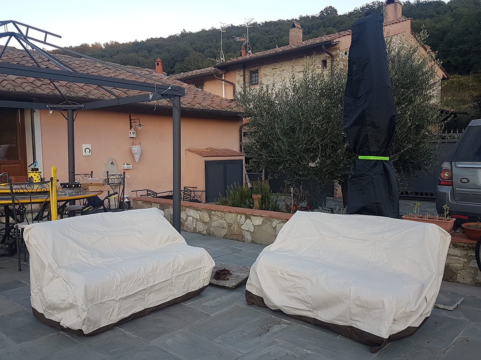 AmazonBasics Copridivano 3 Posti Lounge Beige Impermeabile