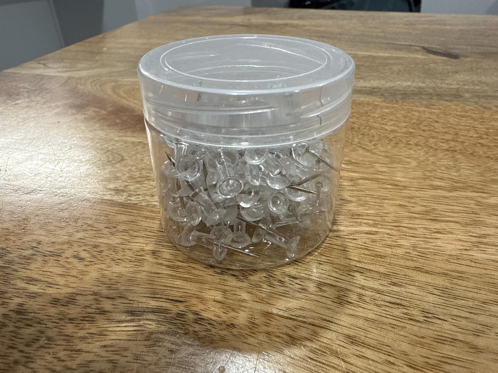 Amazon Basics Puntine Trasparenti 100 pezzi acciaio e plastica