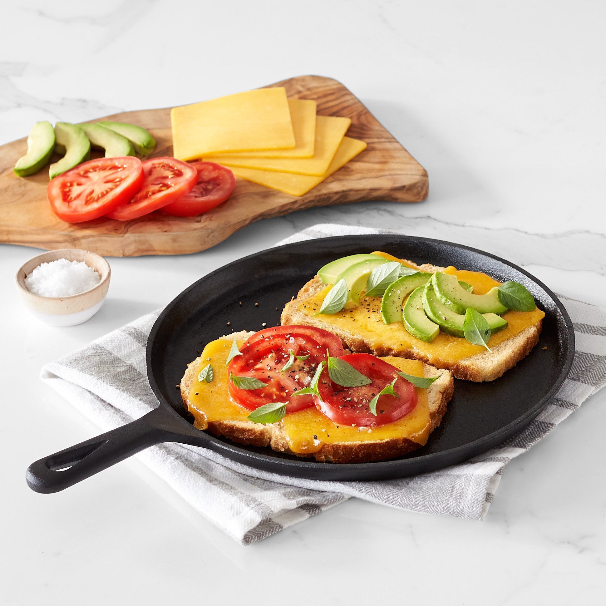 AmazonBasics Batteria Cucina Ghisa 5 Pezzi Nera