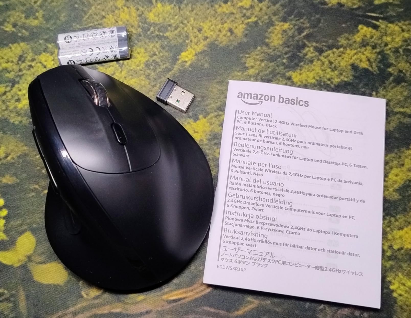 AmazonBasics Mouse wireless verticale nero 6 pulsanti destrimani