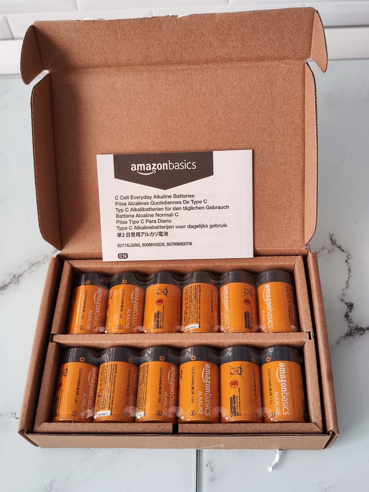 Amazon Basics Batterie C Alcaline 1,5V Confezione da 12 Durevoli