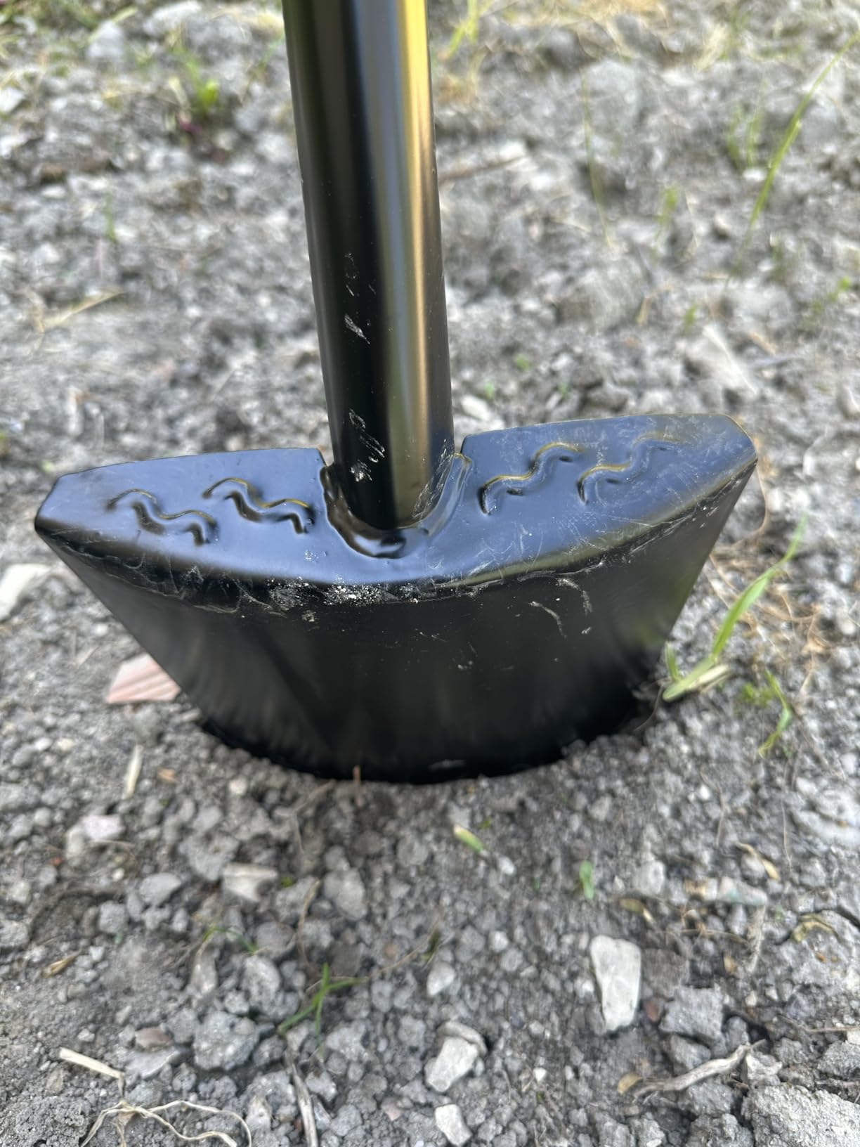 Amazon Basics pala da giardinaggio piatta 47 pollici acciaio nera