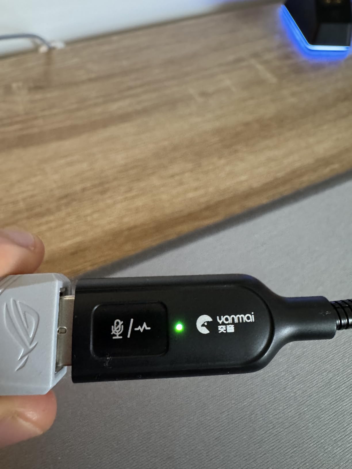 EMEBAY microfono USB condensatore RGB gaming