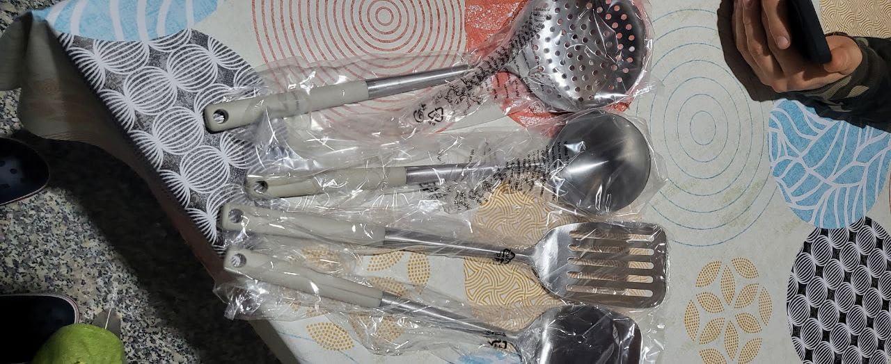 Amazon Basics Set Utensili Cucina Acciaio 4 Pezzi