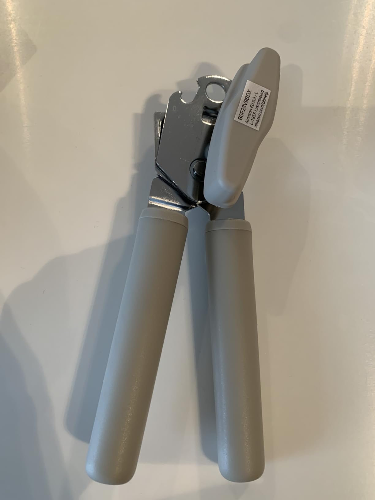 AmazonBasics Apriscatole Manuale Acciaio Inox Grigio Lino