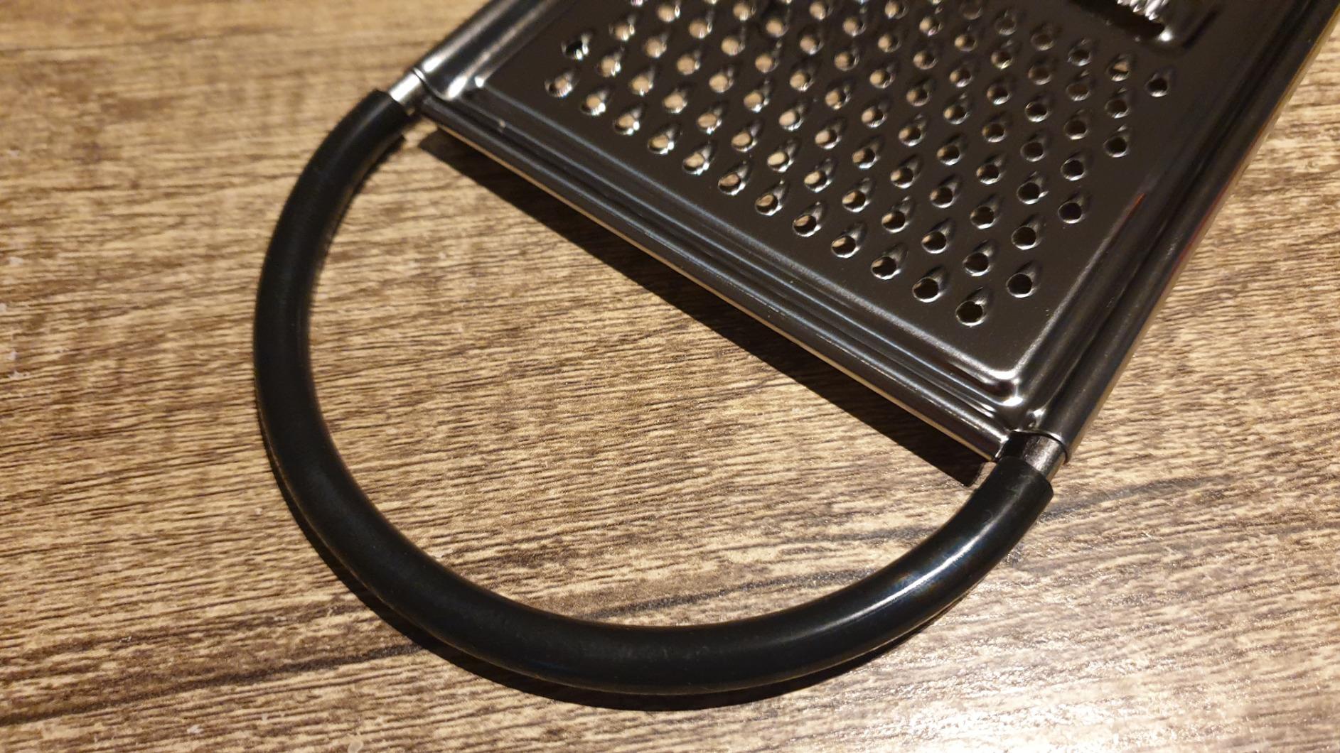 Amazon Basics grattugia formaggio 4 lati acciaio 22,9 cm nero