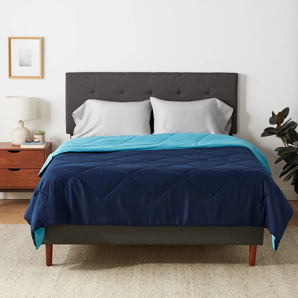 Amazon Basics coperta reversibile microfibra matrimoniale blu navy