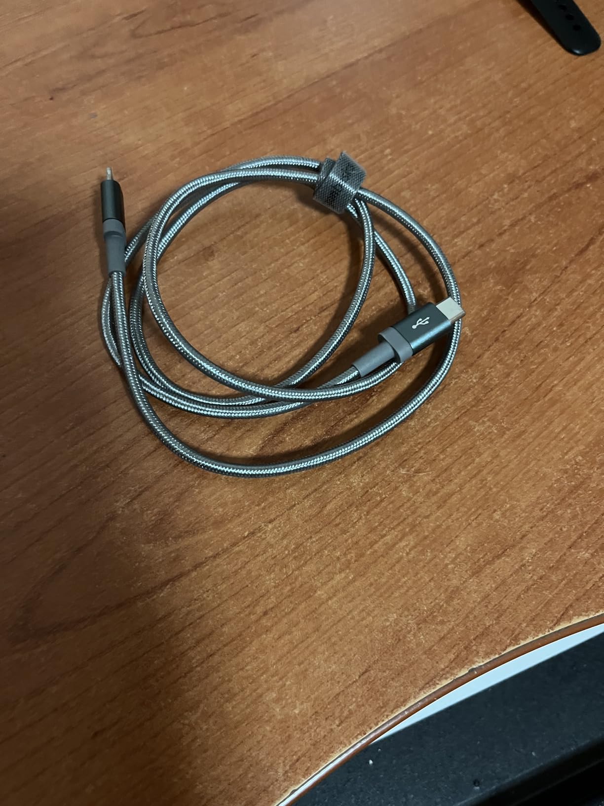 Amazon Basics Cavo USB-C Lightning 1,8 m Grigio Scuro MFi