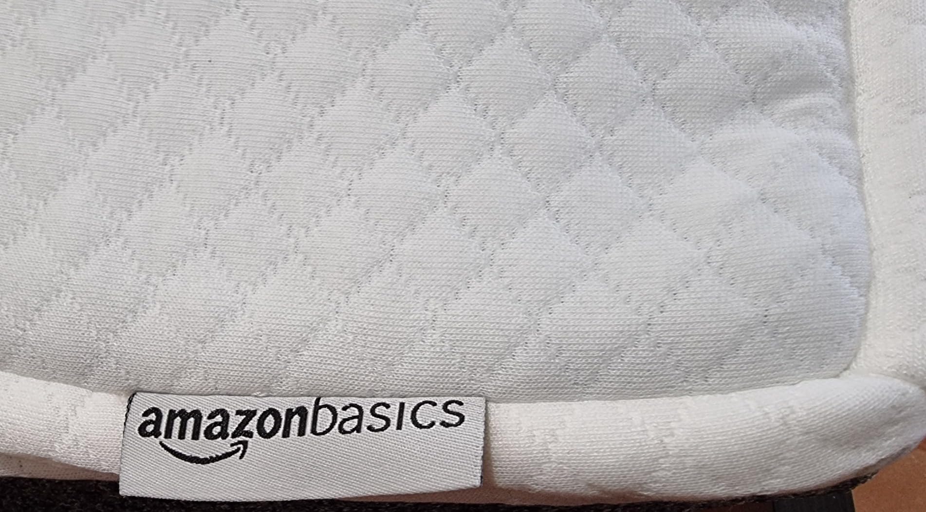 Amazon Basics Materasso memory foam 90x190 molle insacchettate medio