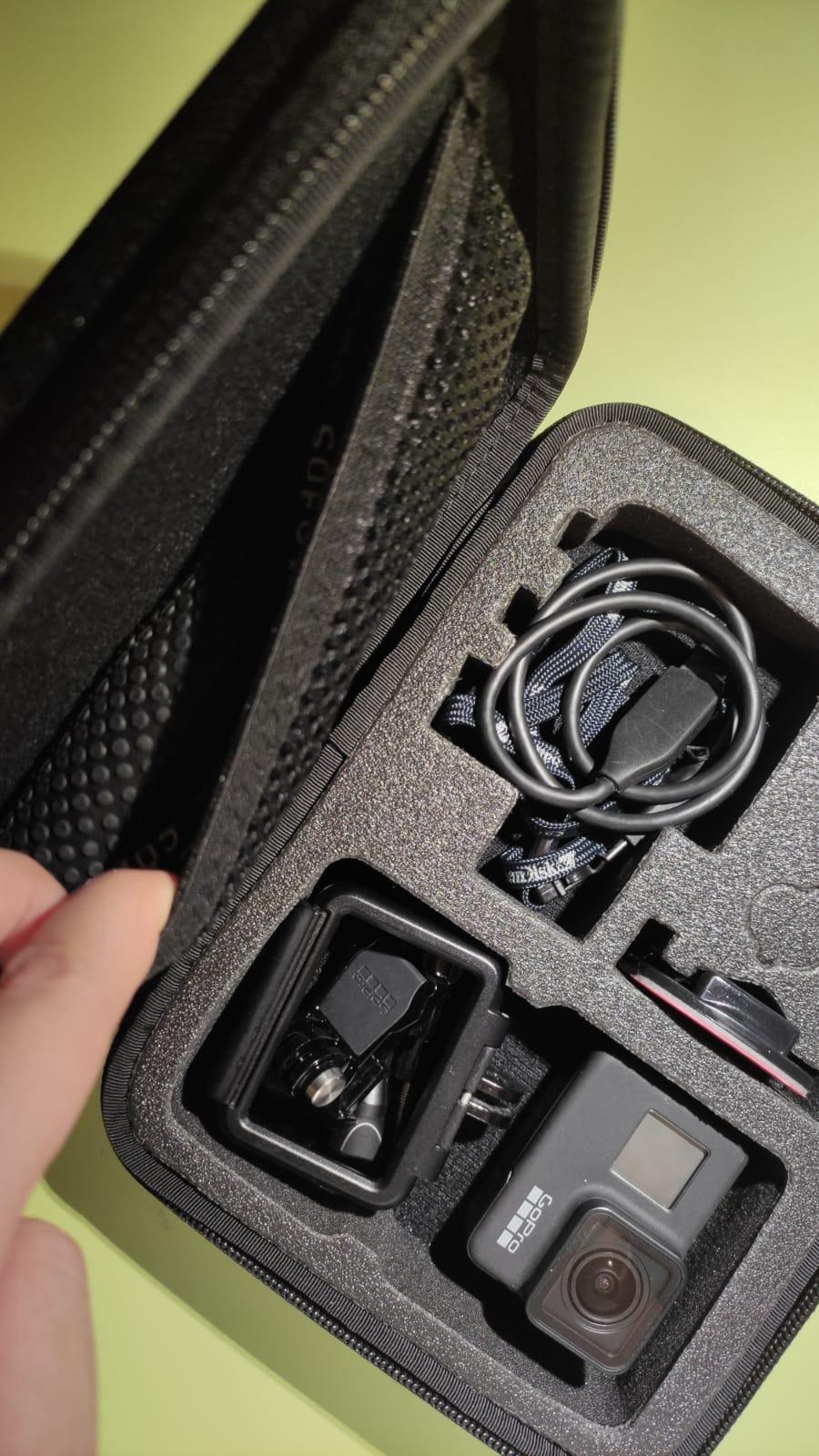 AmazonBasics Custodia S per GoPro Action Cam schiuma