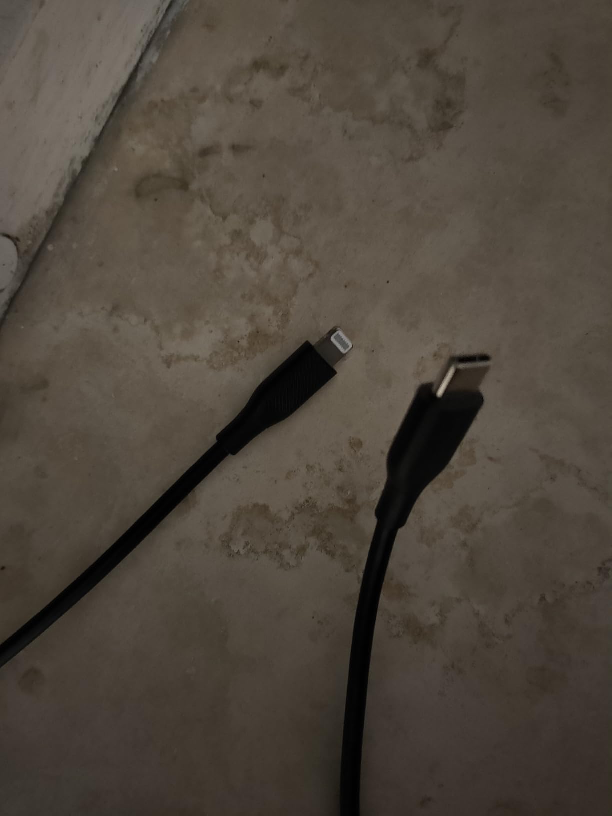 AmazonBasics cavo USB-C Lightning 3 m bianco ricarica rapida
