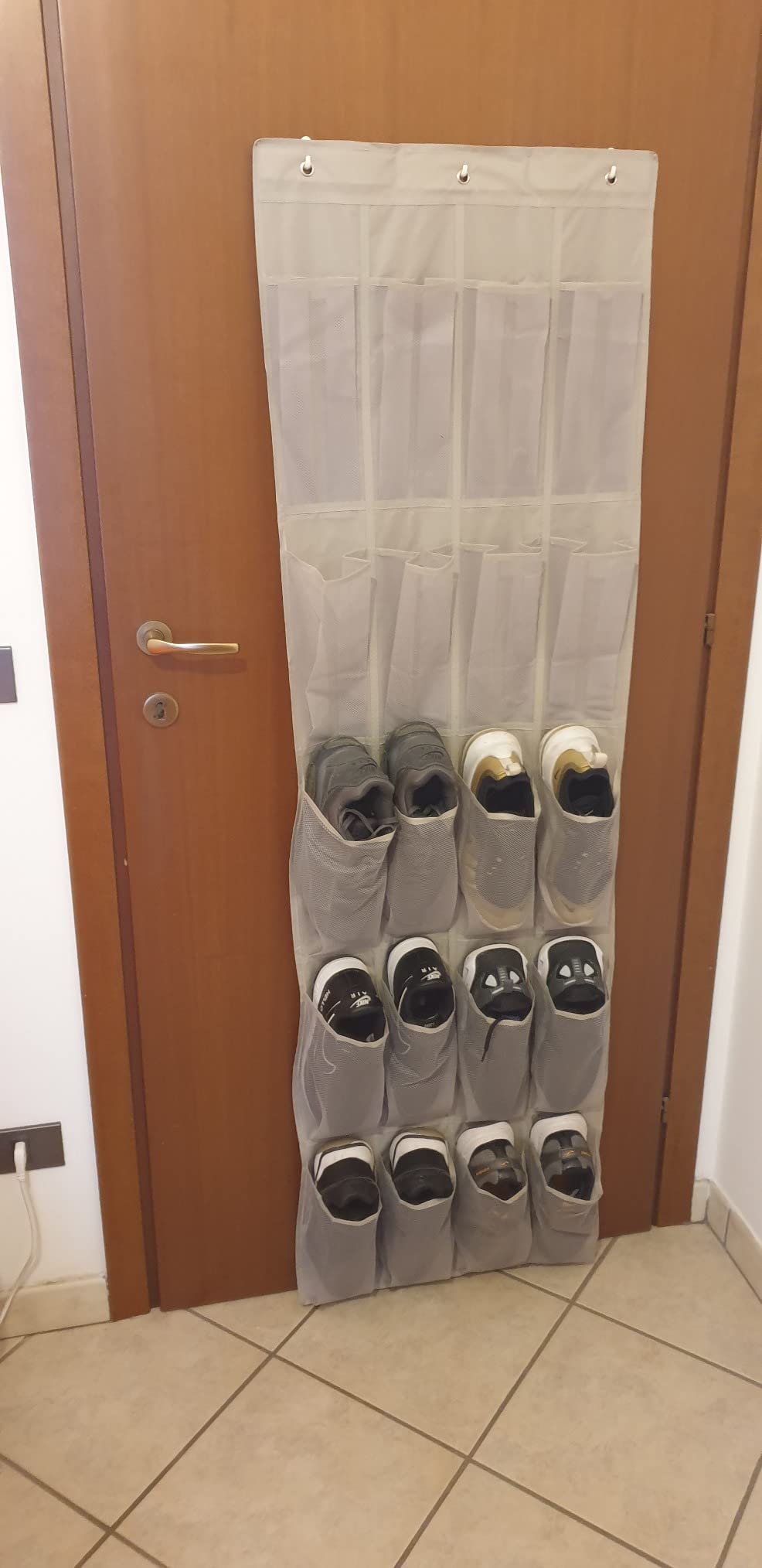 Amazon Basics Scarpiera 24 grigia 48x170 cm