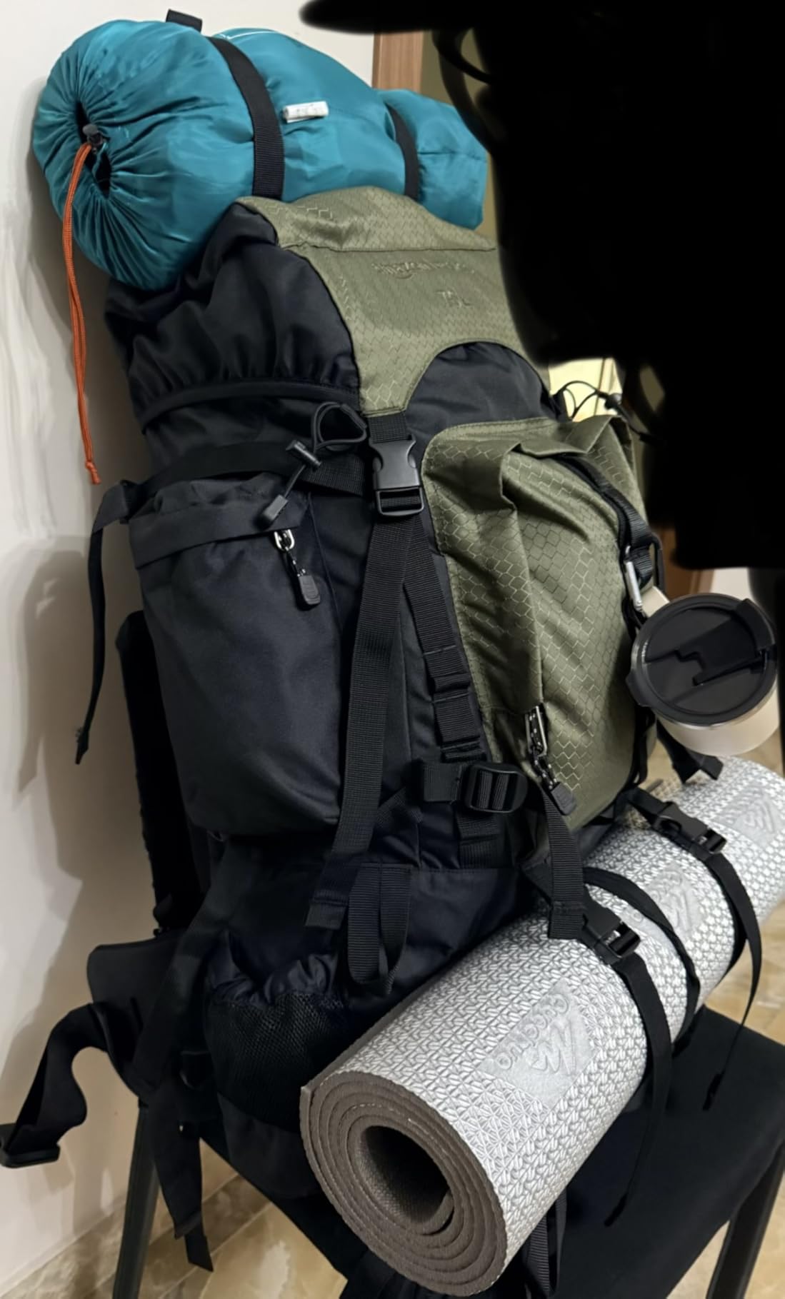 AmazonBasics Zaino escursionismo telaio interno poliestere