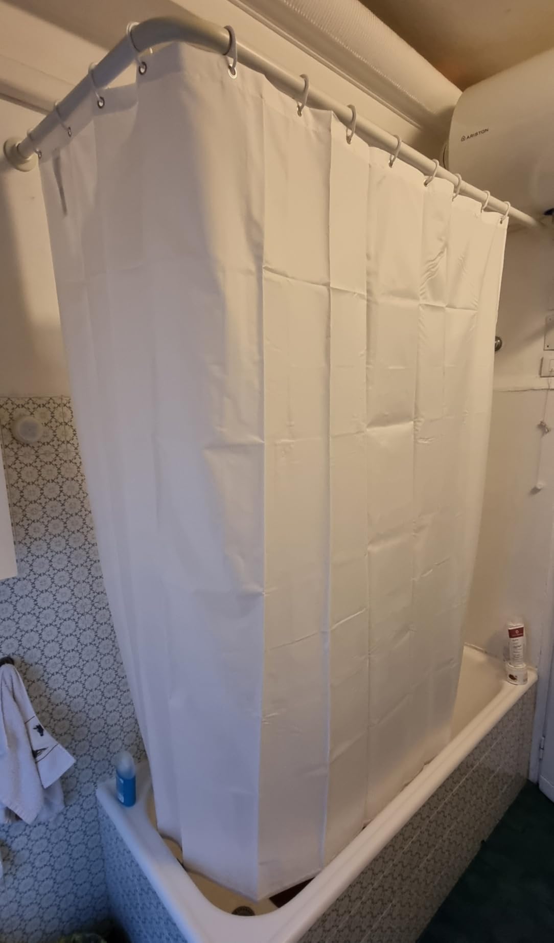 Amazon Basics tenda doccia tessuto bianca 183x183 cm antimuffa