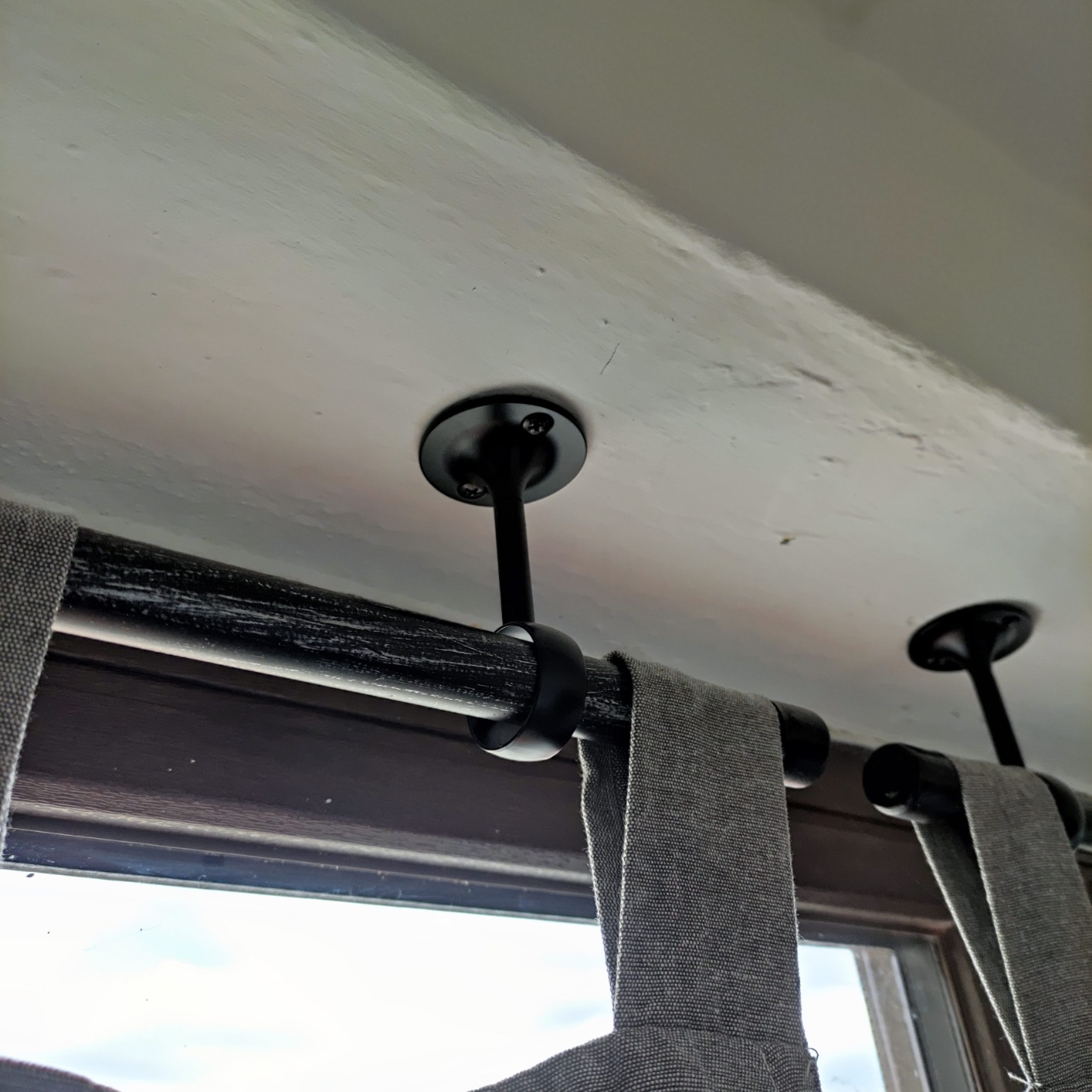 Amazon Basics Staffe Soffitto Nichel per Tende 2 Pezzi