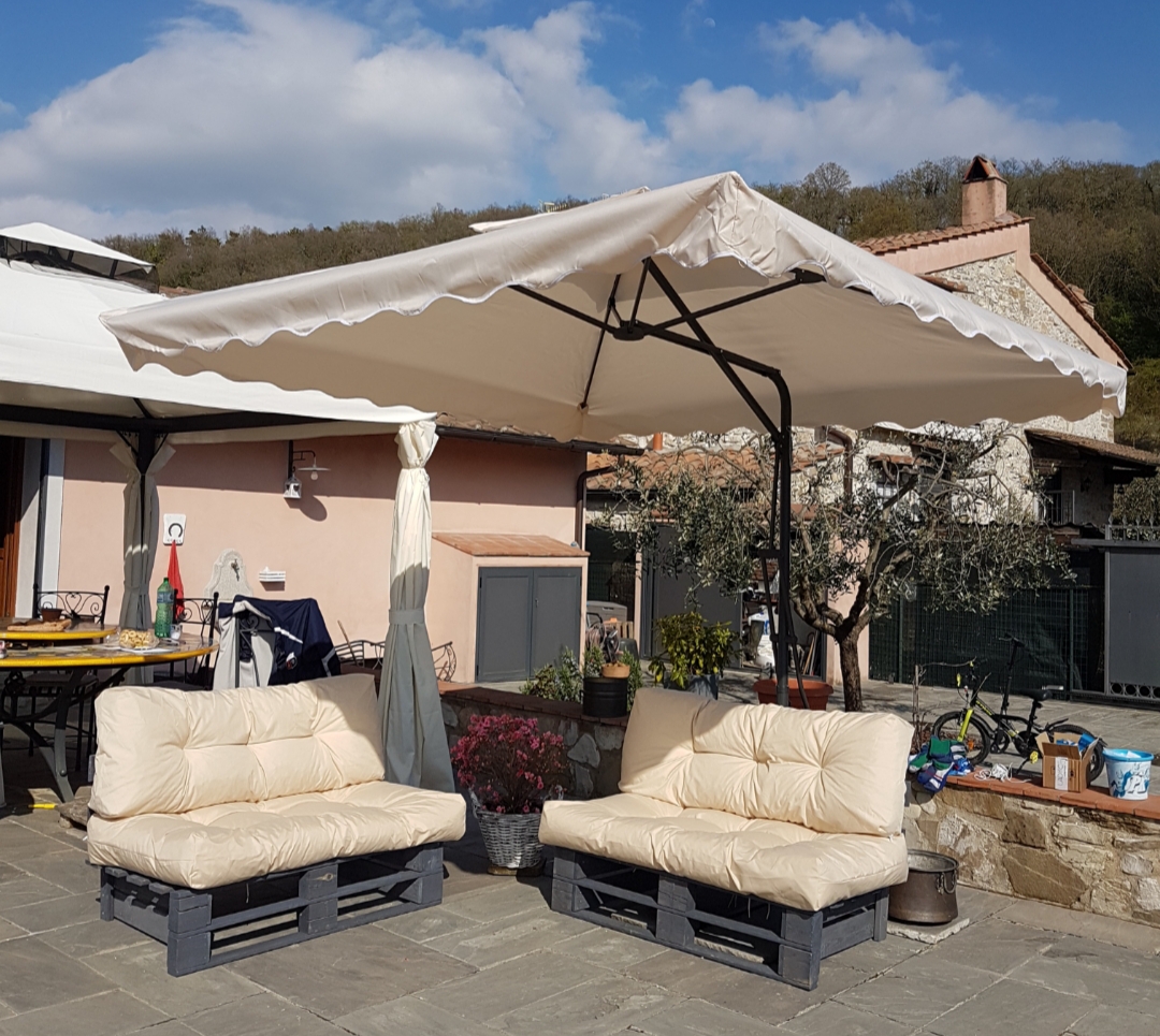 AmazonBasics Copridivano 3 Posti Lounge Beige Impermeabile