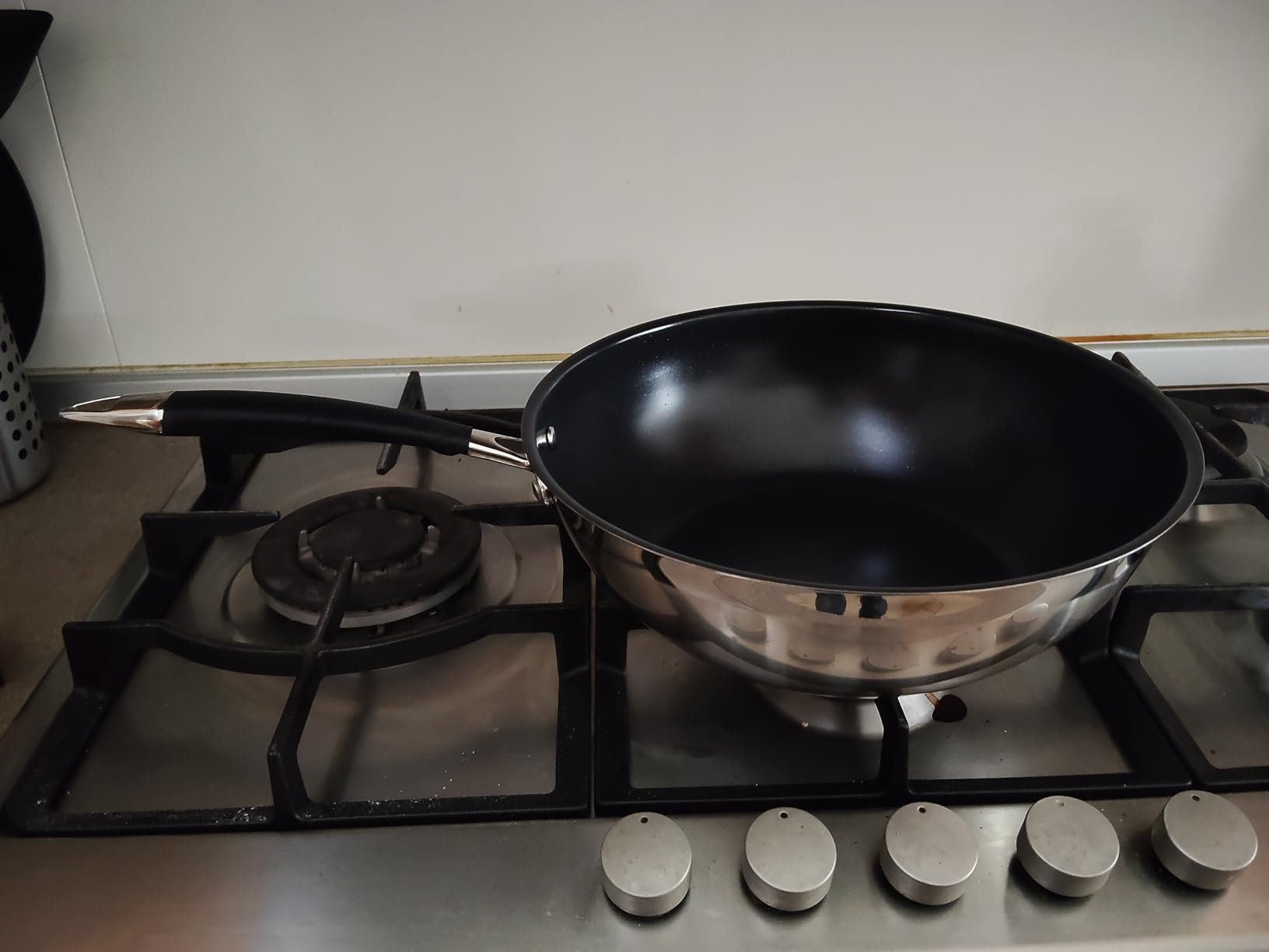 Amazon Basics Padella Wok Ceramica Antiaderente 28 cm