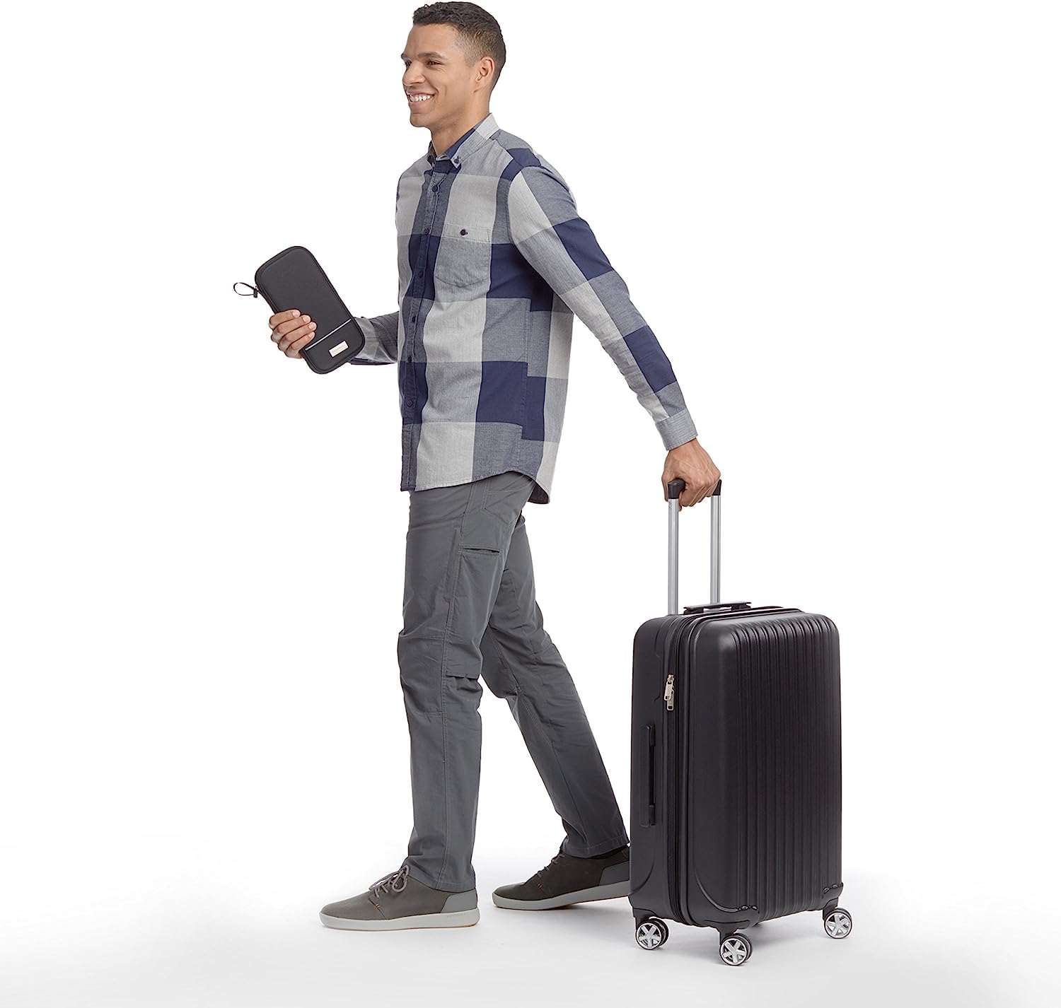 AmazonBasics ZH1510030R5 portadocumenti viaggio RFID nero
