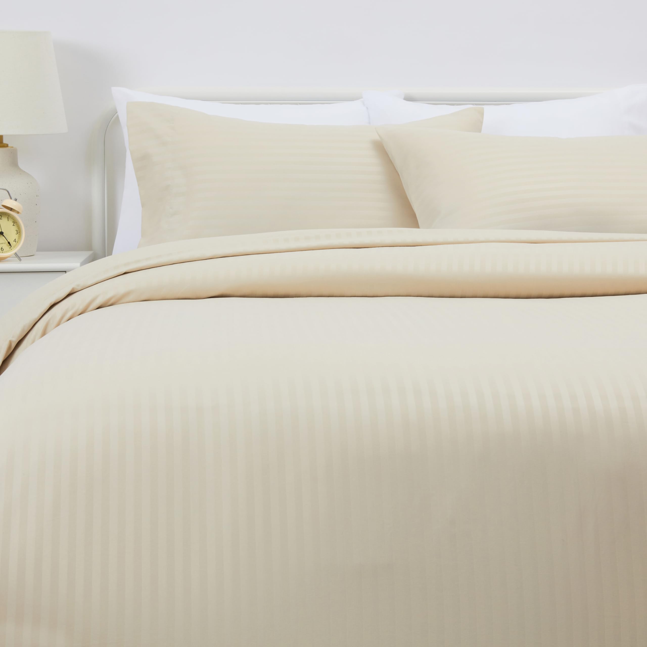 Amazon Basics Set Copripiumino Matrimoniale 3 Pezzi Grigio Scuro