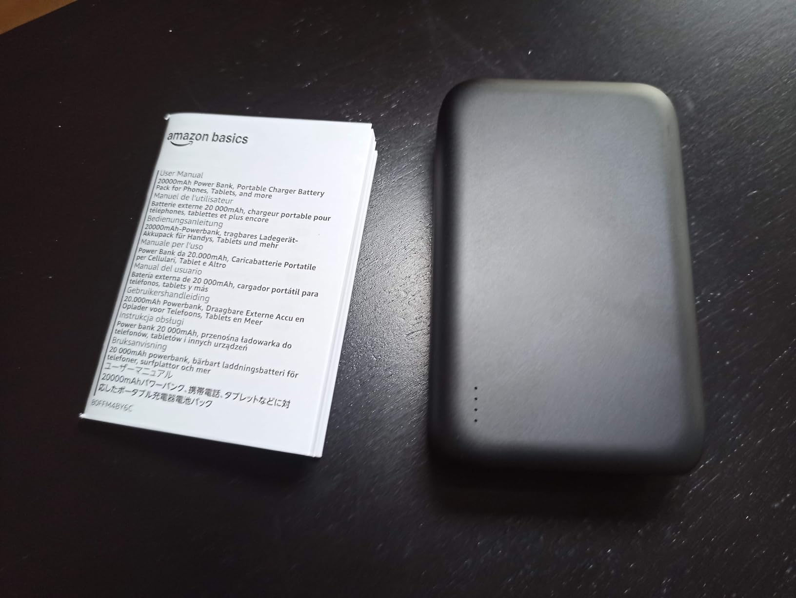 Amazon Basics Power Bank 20000mAh Nero 3 Porte
