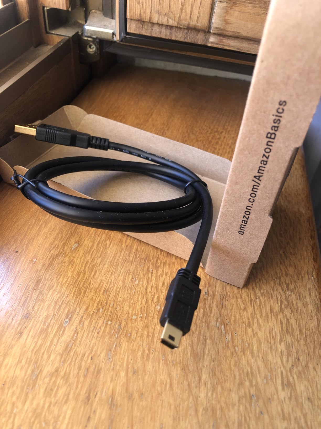 Amazon Basics Cavo USB-A Mini USB B 2.0 0.9m Nero Alta Velocità