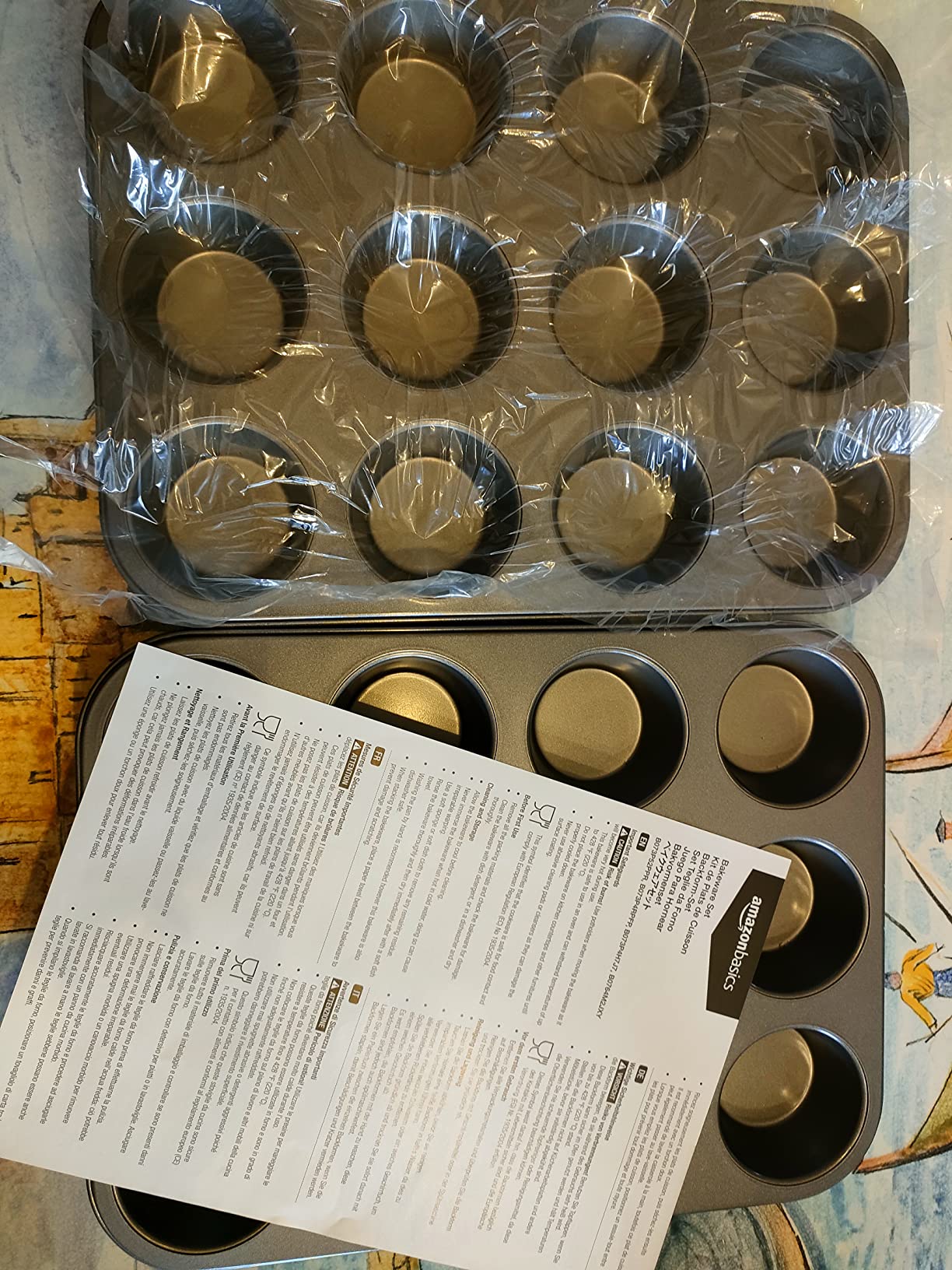 AmazonBasics teglia muffin antiaderente 12 stampi confezione 2