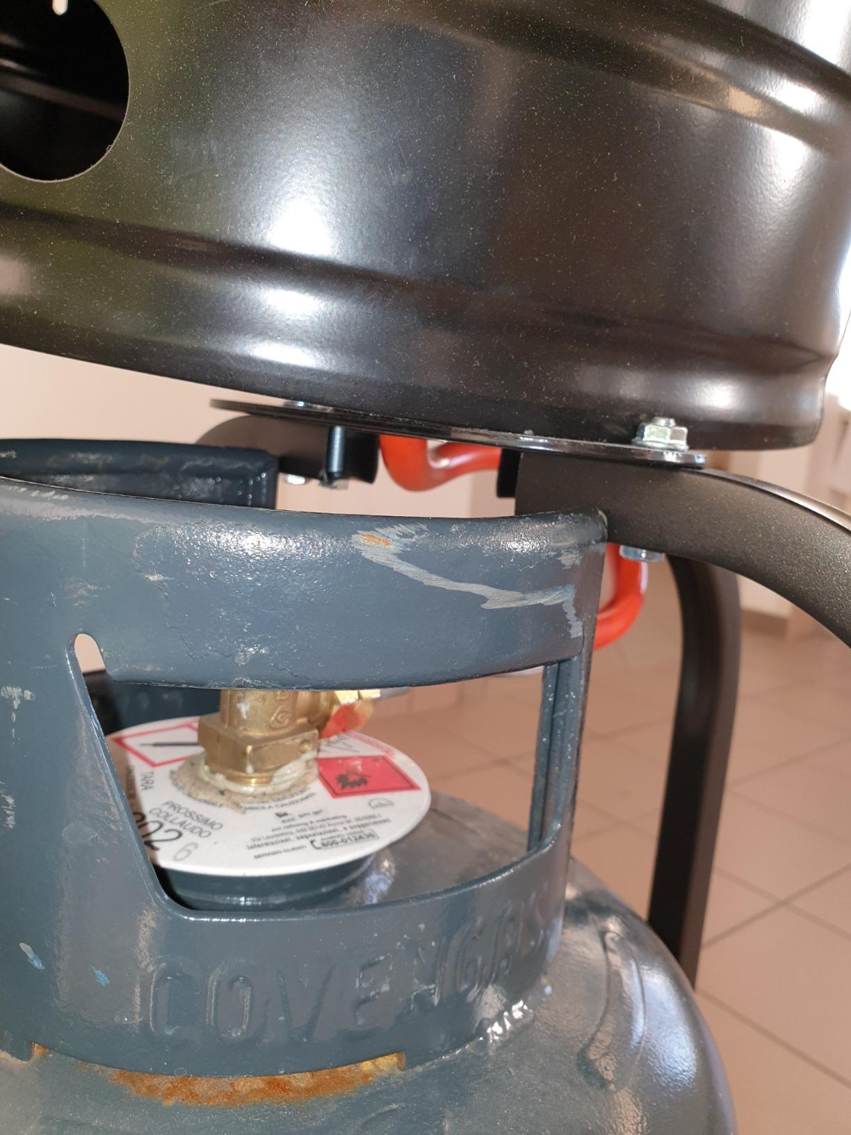 Amazon Basics Stufa a Fungo Acciaio Inox Marrone Sabbia 13,5 kW