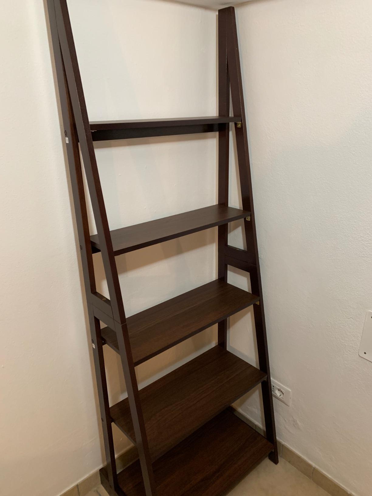 Amazon Basics Libreria a Scala 5 Ripiani Legno Bianca