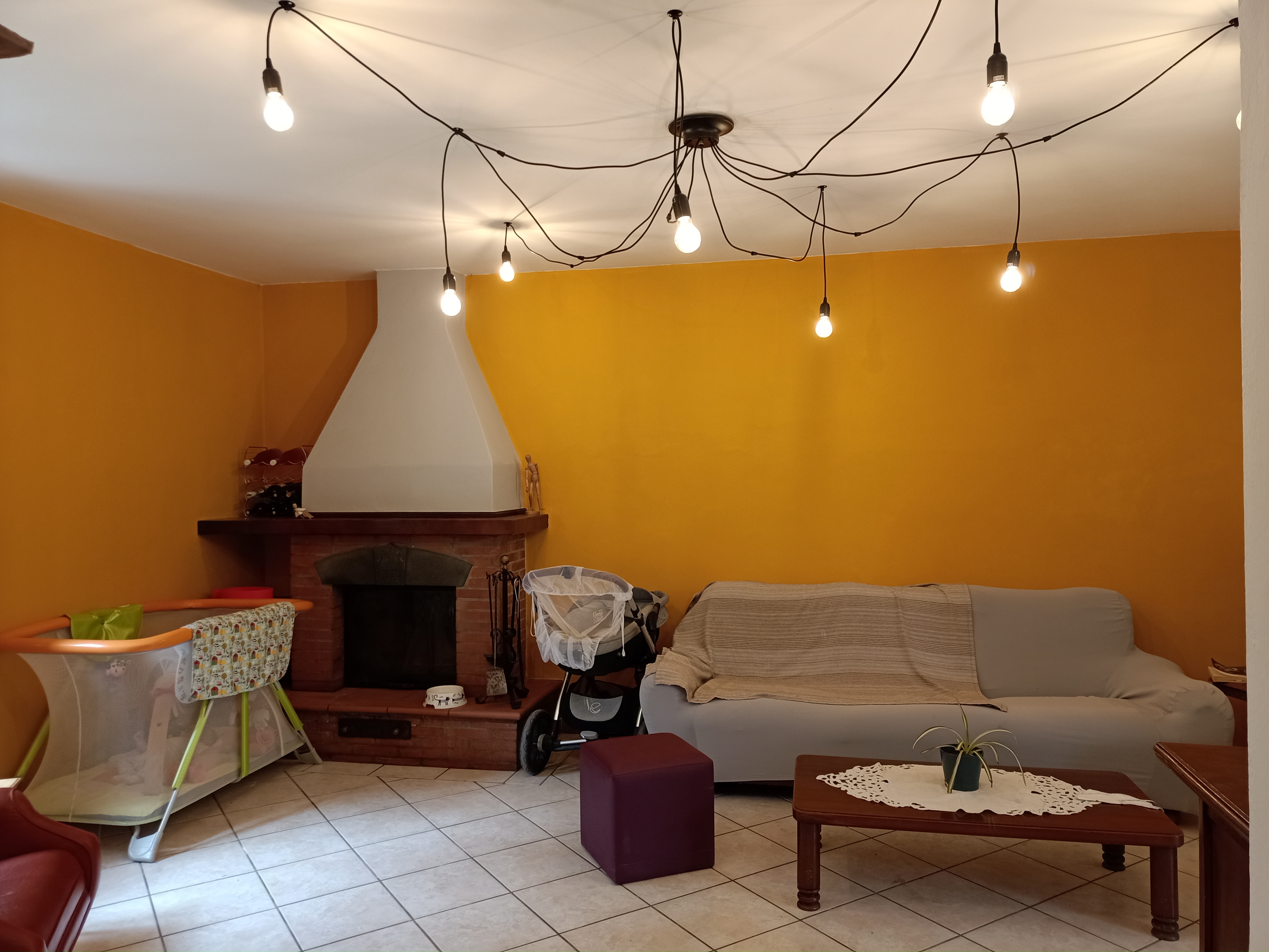 AmazonBasics lampadine LED E27 4,3W confezione 6 pezzi luce calda