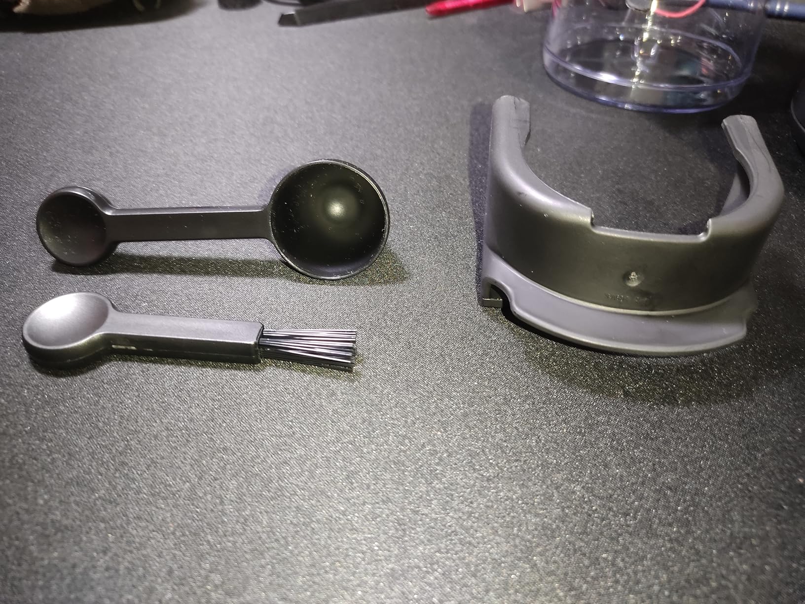 Amazon Basics Macinacaffè elettrico 30 livelli nero