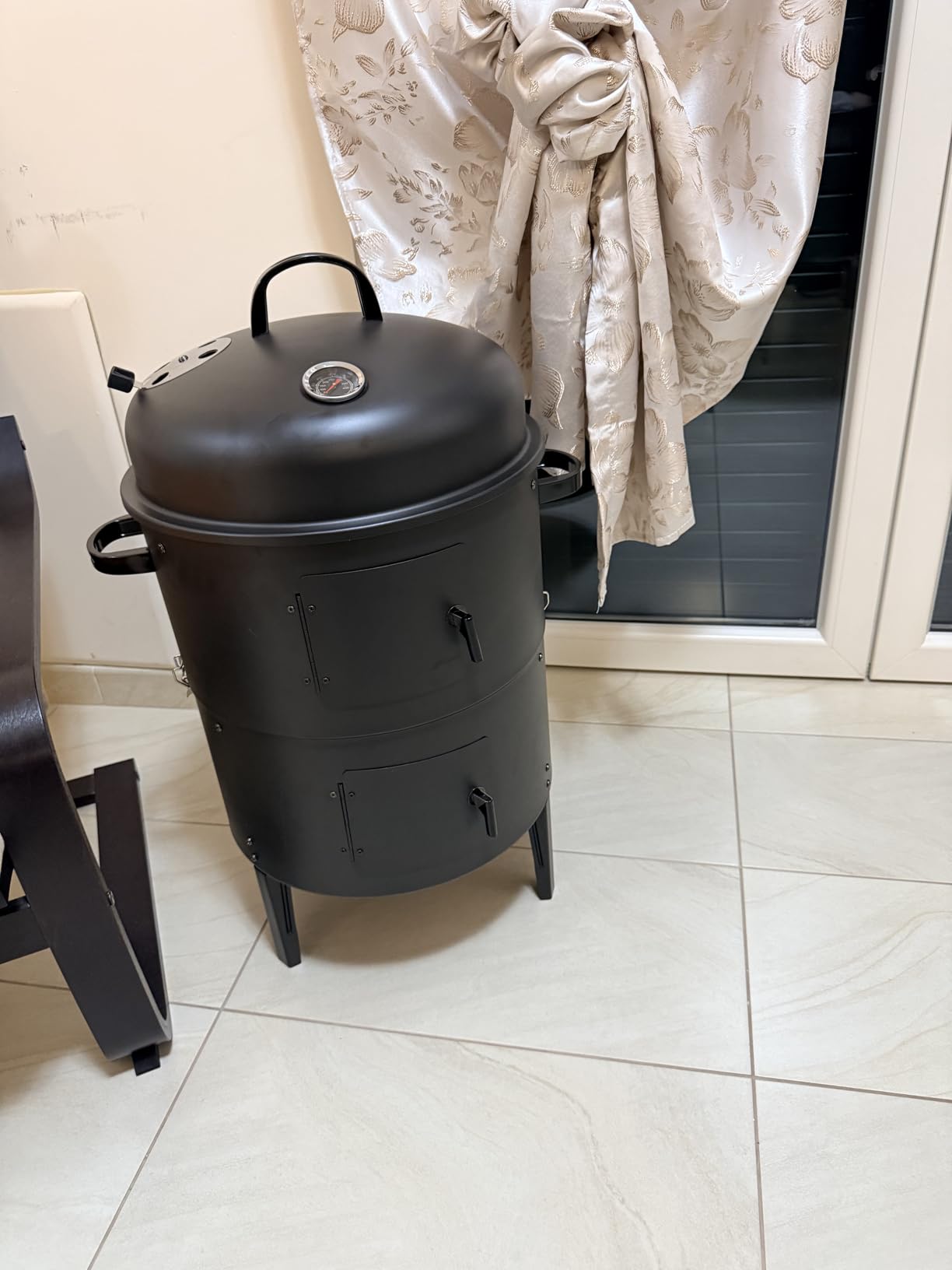 AmazonBasics Affumicatore barbecue carbone 40,6 cm nero 2 strati