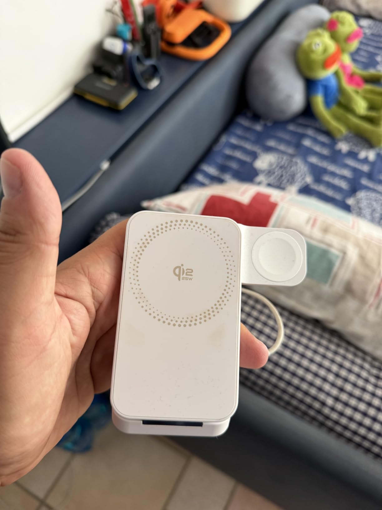 Amazon Basics Stazione Ricarica Wireless 3 in 1 Qi2.2 25W Bianco