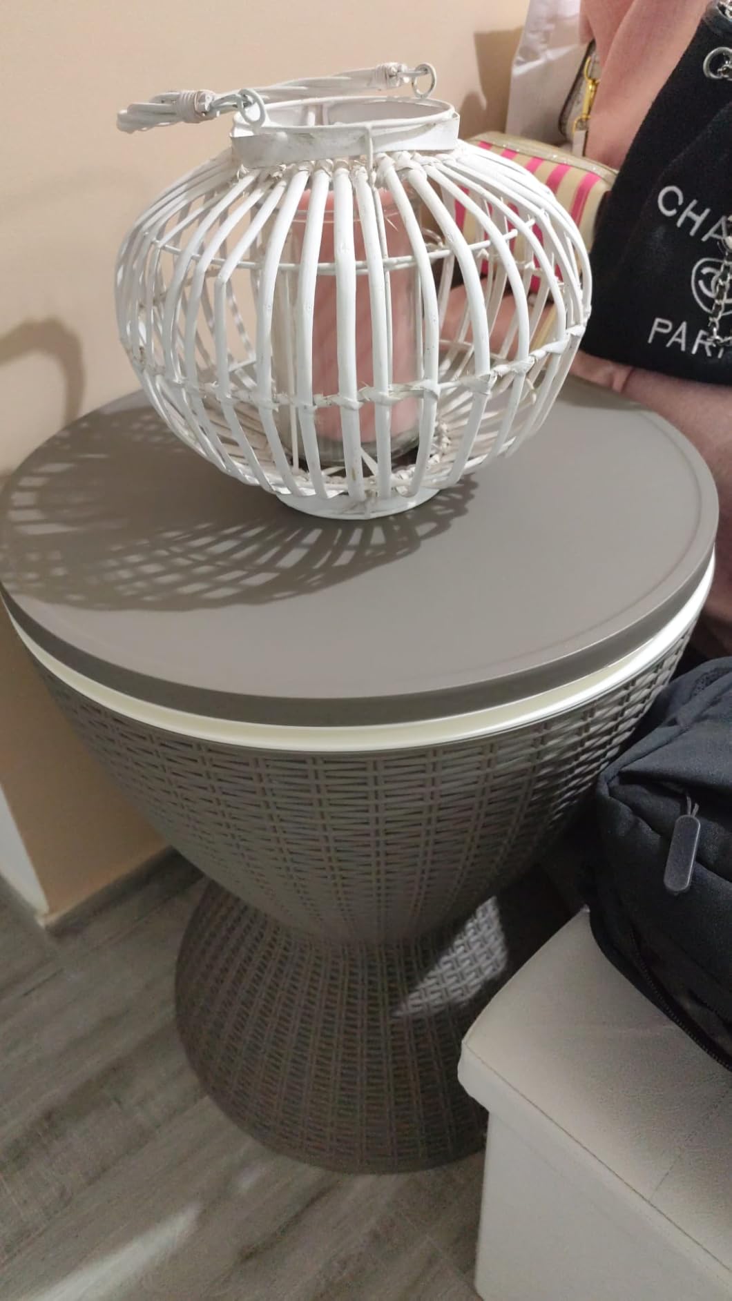 Amazon Basics Tavolo Bar Refrigerante 30L Rattan Marrone