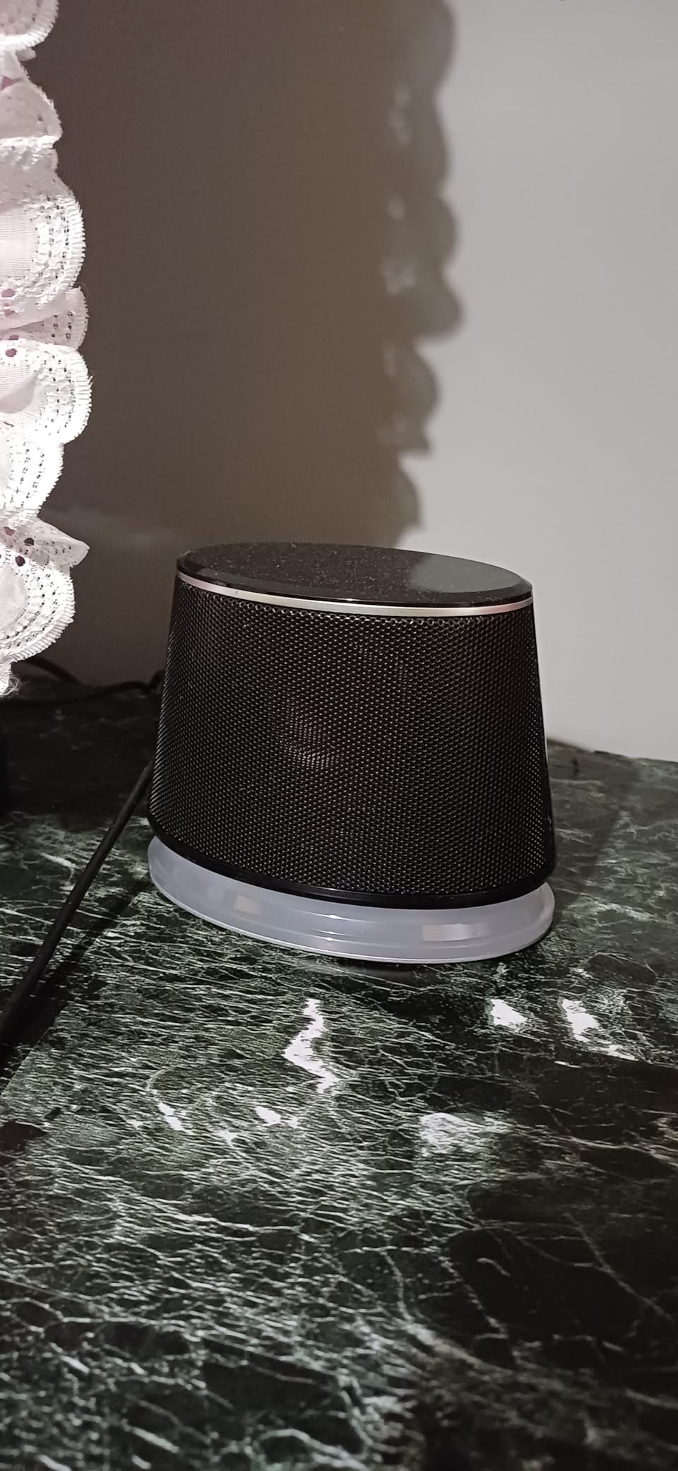 AmazonBasics Altoparlanti PC Bluetooth USB Grandi Neri LED Blu