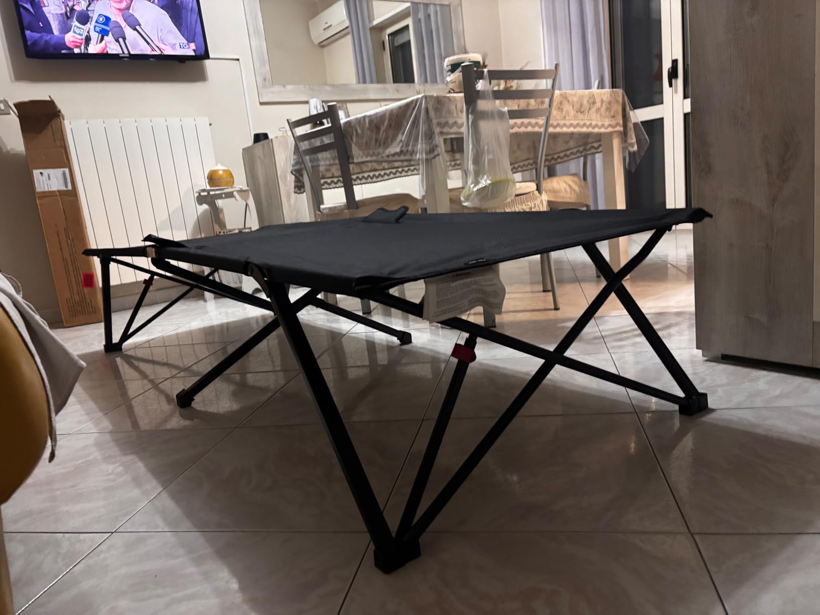 Amazon Basics letto da campeggio pieghevole nero 205 cm acciaio