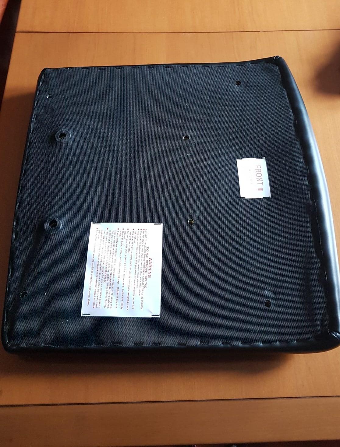 AmazonBasics Sedia ufficio schienale alto rotelle nero 150 kg