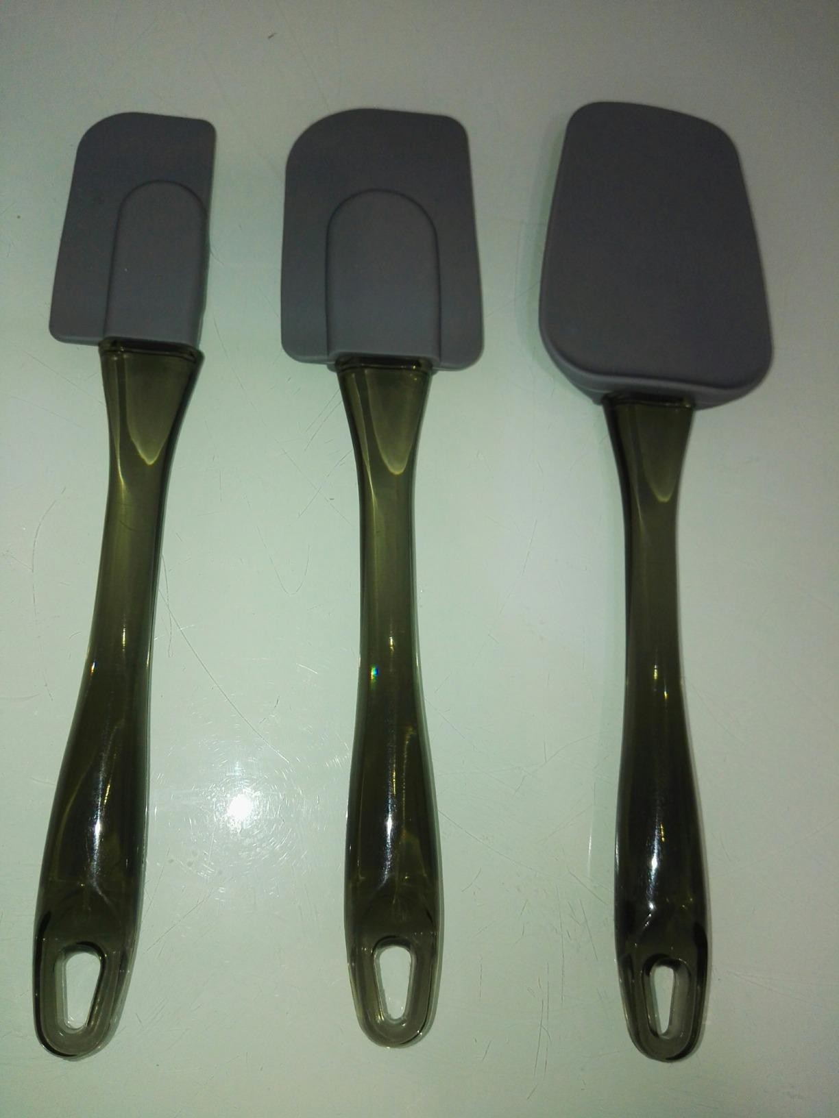 AmazonBasics Set 3 Spatole Silicone Grigio Cucina